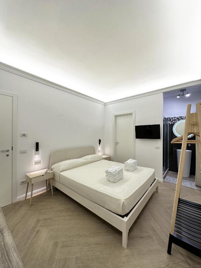 Vicki Vomero Rooms - Napoli Екстер'єр фото