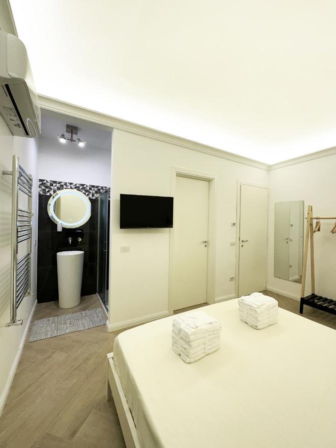 Vicki Vomero Rooms - Napoli Екстер'єр фото