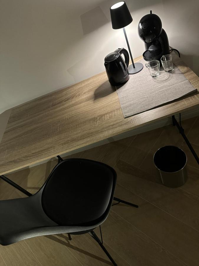 Vicki Vomero Rooms - Napoli Екстер'єр фото